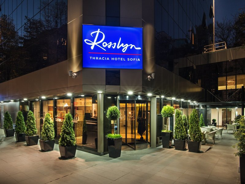 Rosslyn Thracia Hotel