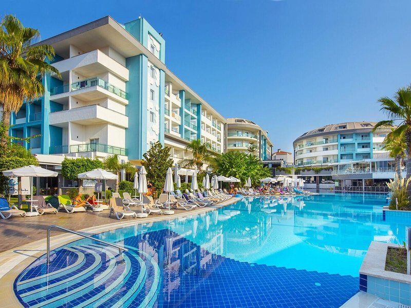 Seashell Resort & Spa