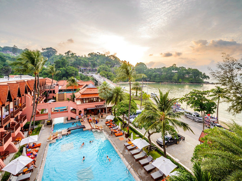 Seaview Patong Hotel