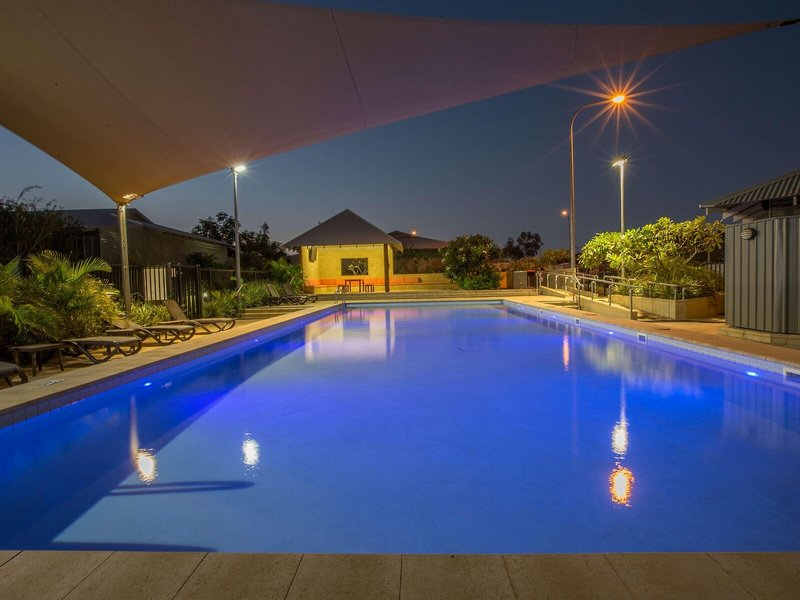 Best Western Woodland Hills Inn