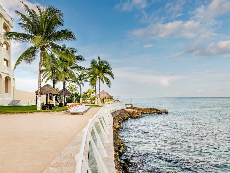 Cozumel Palace