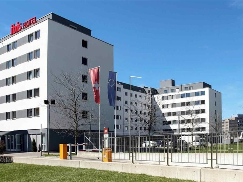 ibis Zurich Messe Airport