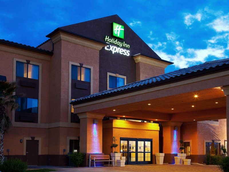 Holiday Inn Express & Suites Kingman