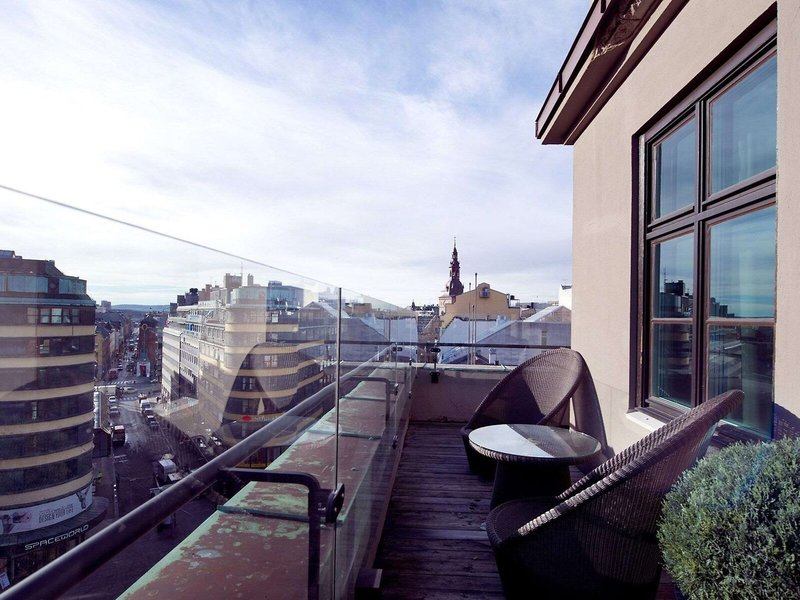 Home Hotel Folketeateret