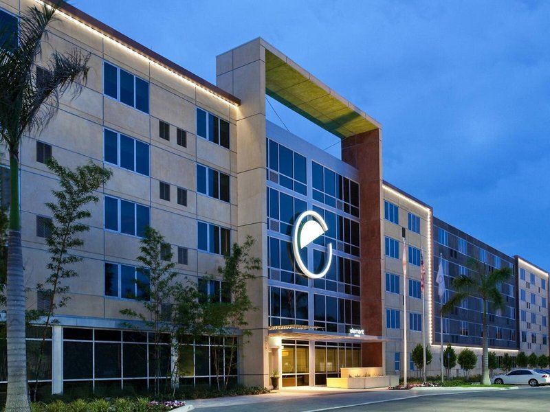 Element Miami International Airport