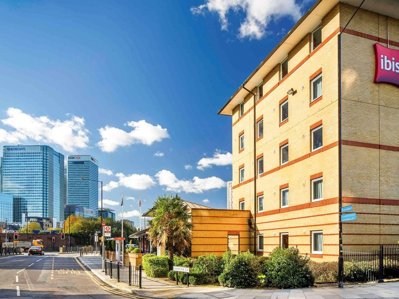 ibis London Docklands Canary Wharf Hotel