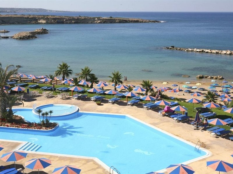 Corallia Beach Hotel Apartments