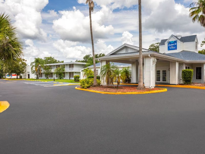 Baymont by Wyndham Orlando Lake Buena Vista South