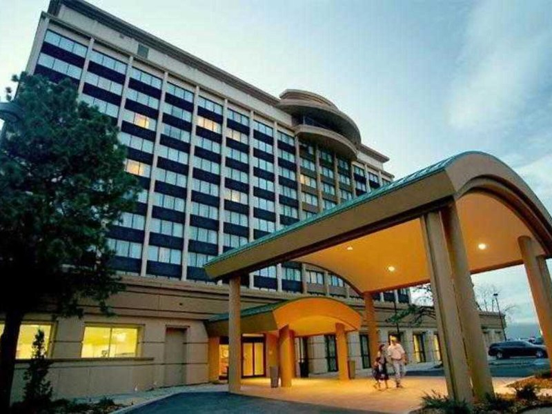 Courtyard Denver Cherry Creek