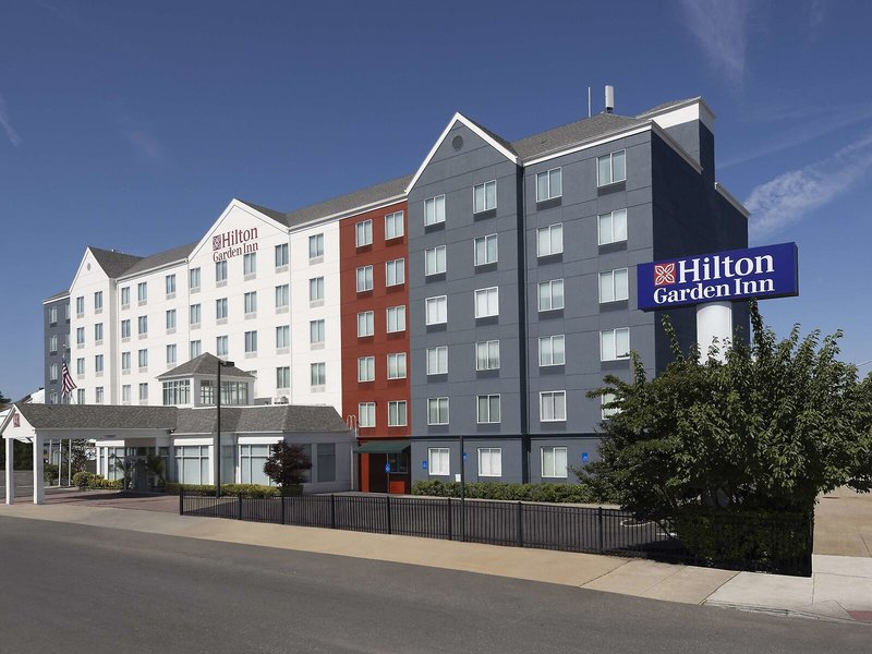 Hilton Garden Inn Queens/JFK Airport