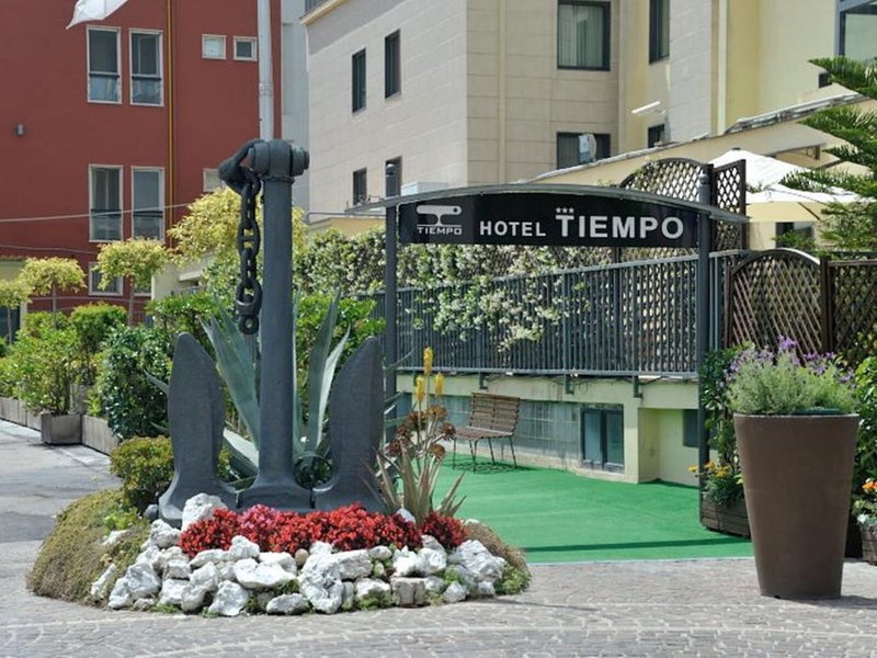 Hotel Tiempo