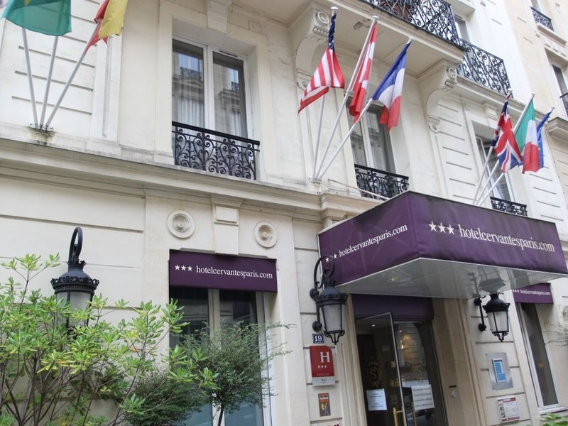 Hôtel Cervantes by HappyCulture