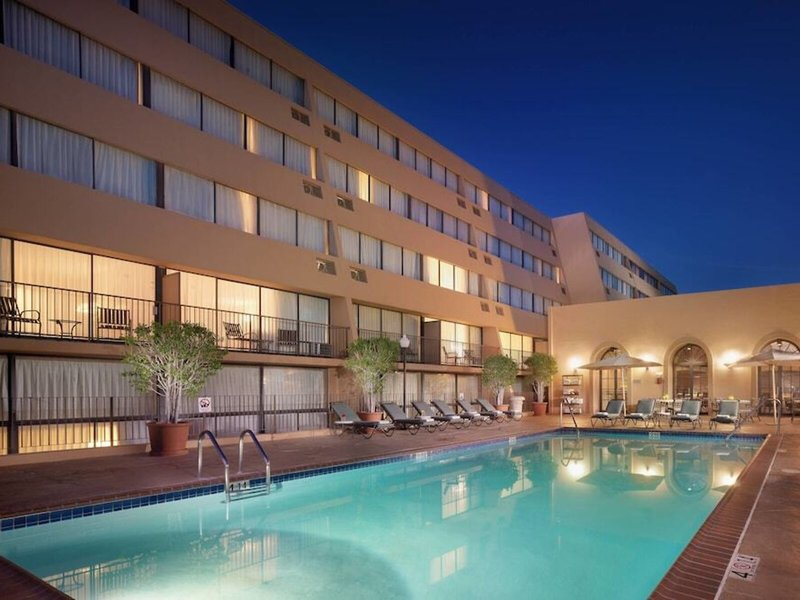 Hotel Dena, Pasadena Los Angeles, a Tribute Portfolio Hotel