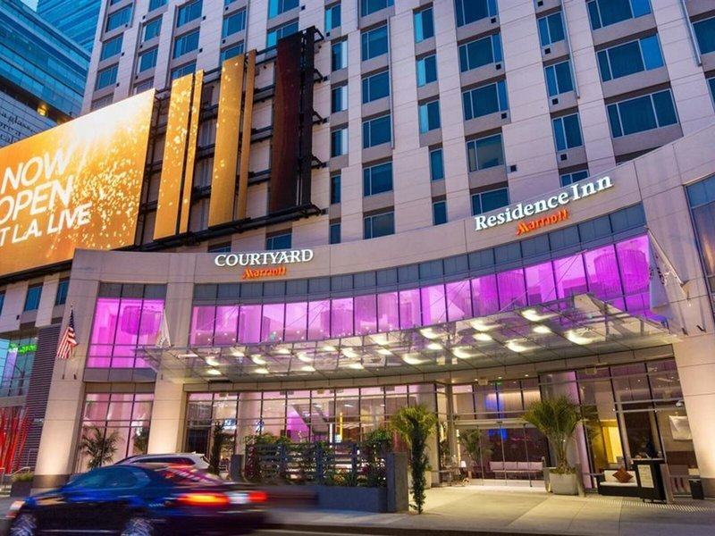 Courtyard Los Angeles L.A. Live