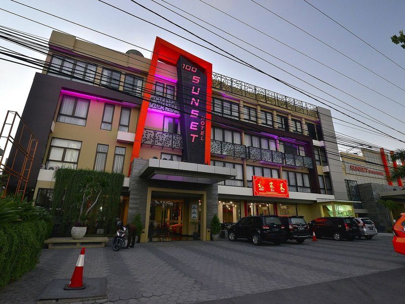 100 Sunset Boutique Hotel