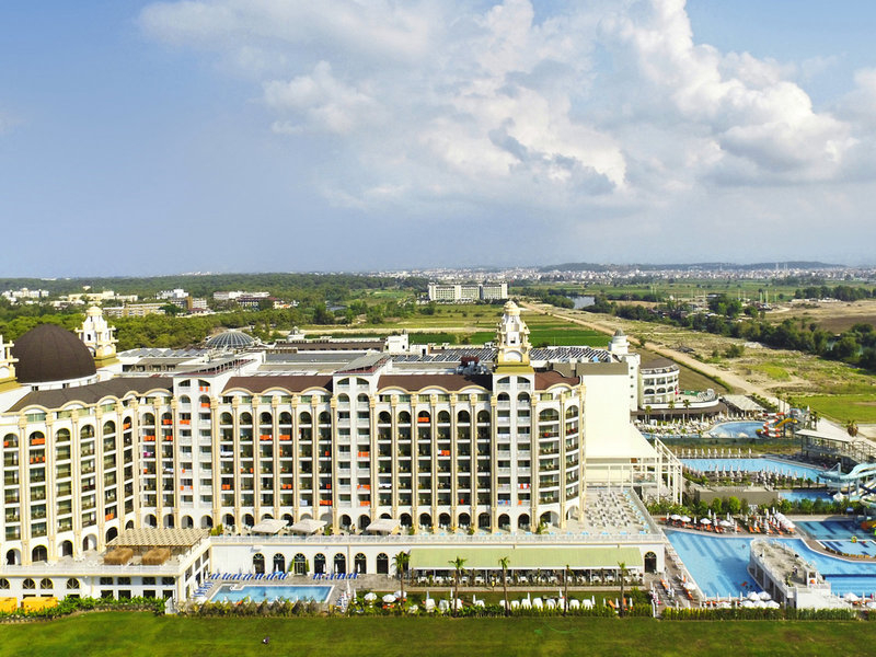 J'adore Deluxe Hotel & Spa