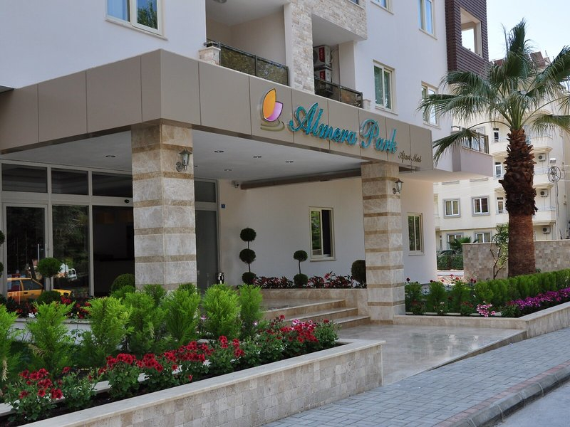 Almera Park Apart Hotel