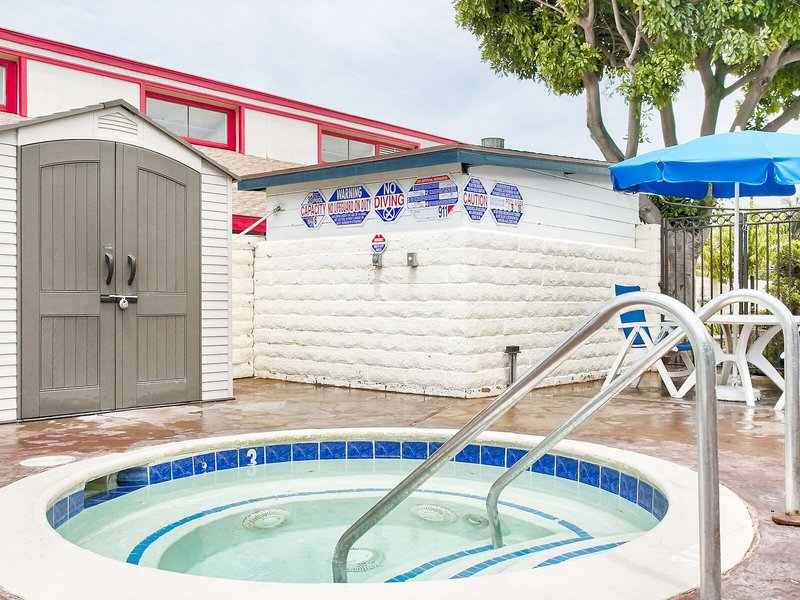 Best Western Surf City