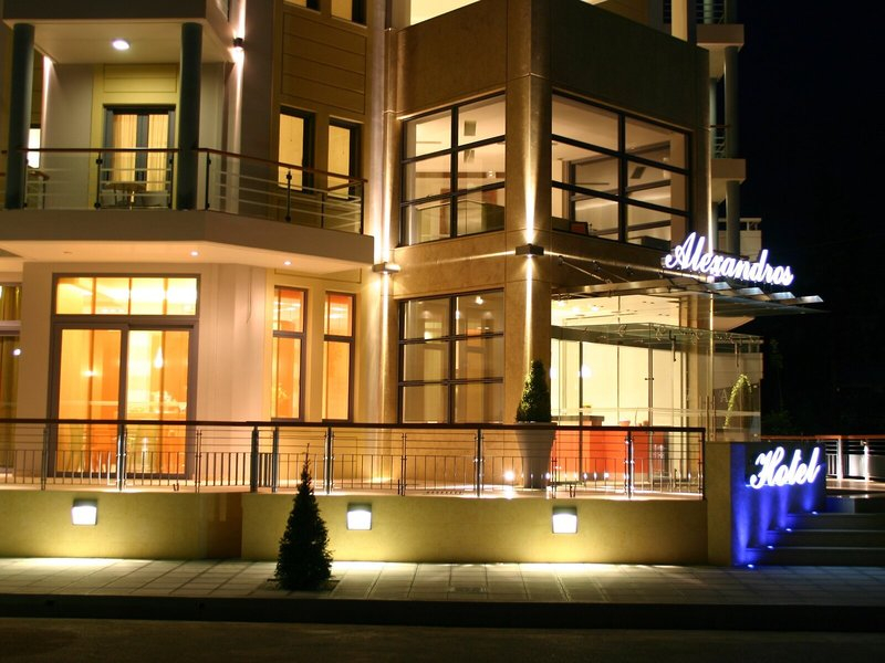 Alexandros Hotel