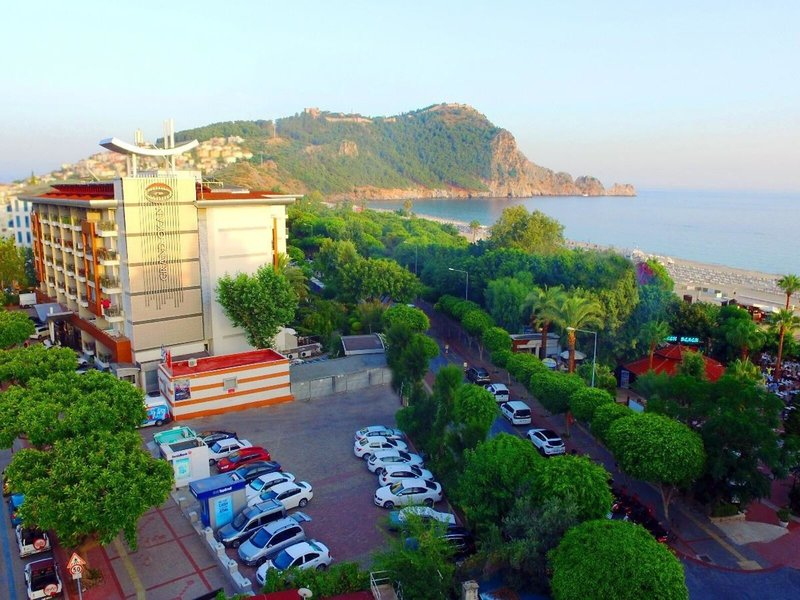 Grand Okan Hotel