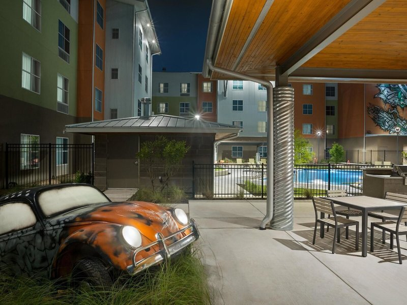 Homewood Suites by Hilton TechRidge Parmer @ I-35