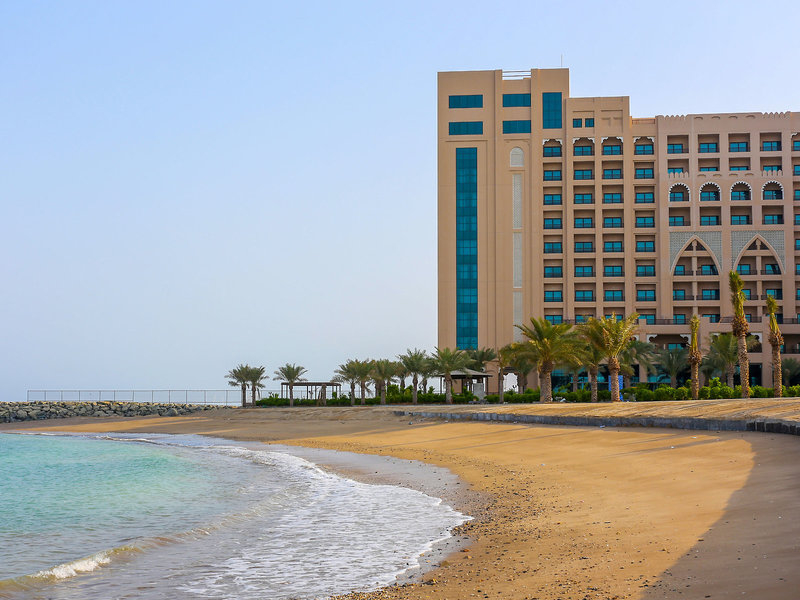 Al Bahar Hotel & Resort