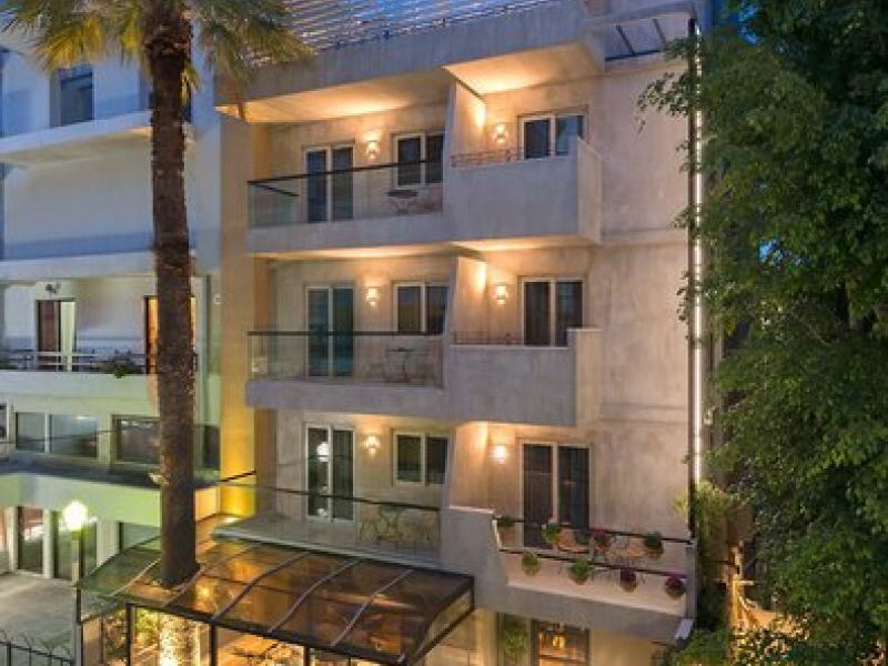 Elakati Luxury Boutique Hotel