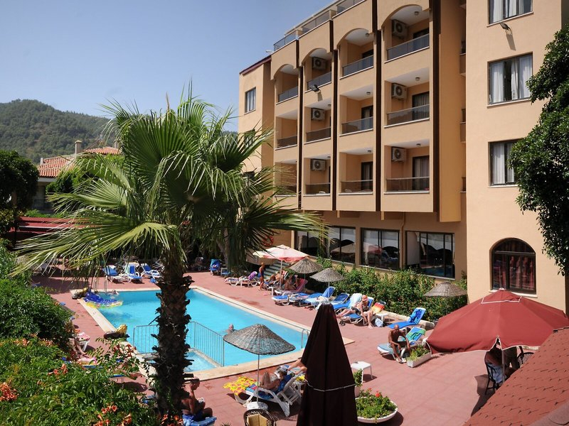 Juniper Hotel & Siesta Hotel