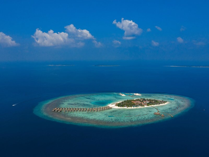 Emerald Faarufushi Resort & Spa