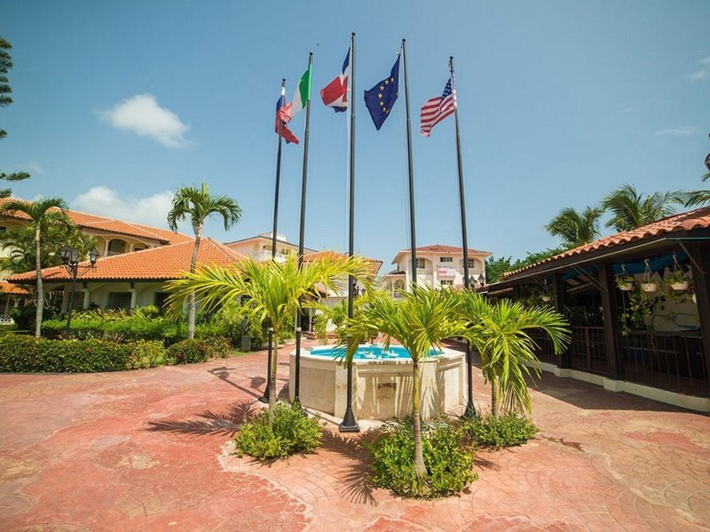 The MT Hotel Plaza Brisas
