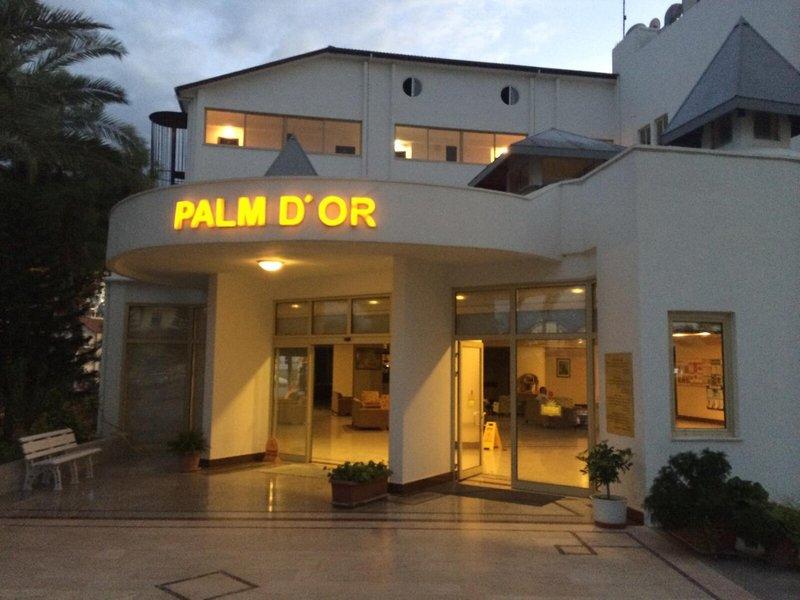 Palm D or Hotel