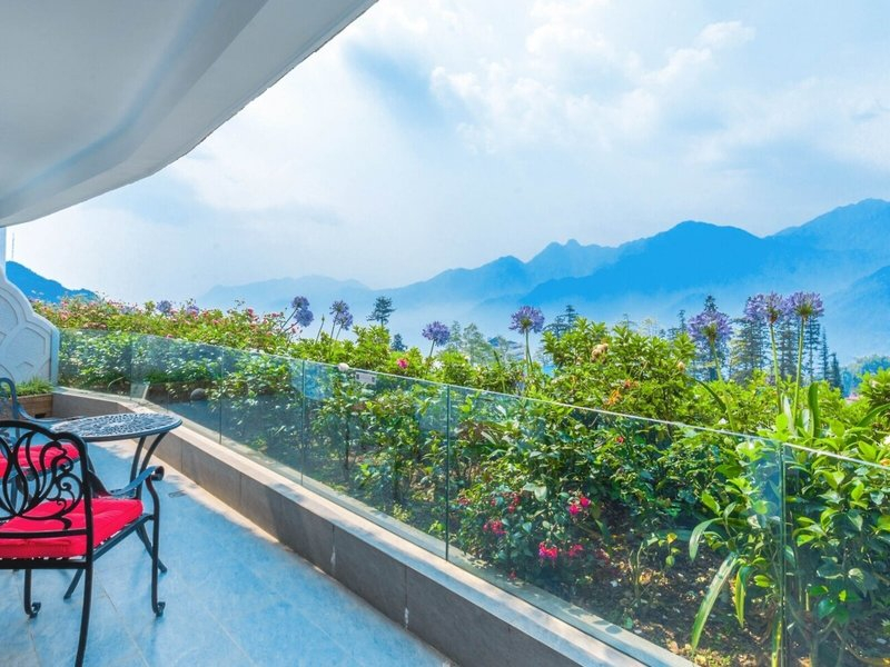 Silk Path Grand Sapa Resort & Spa