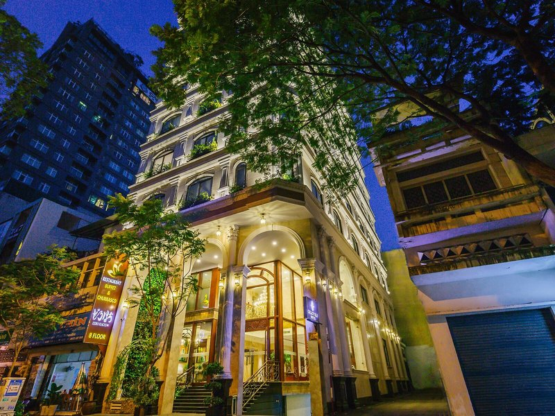 Happy Life Grand Hotel