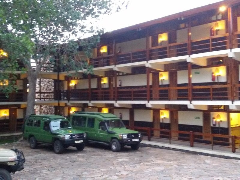 Lobo Wildlife Lodge