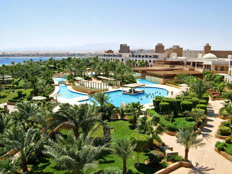 Fort Arabesque Resort, Spa & Villas