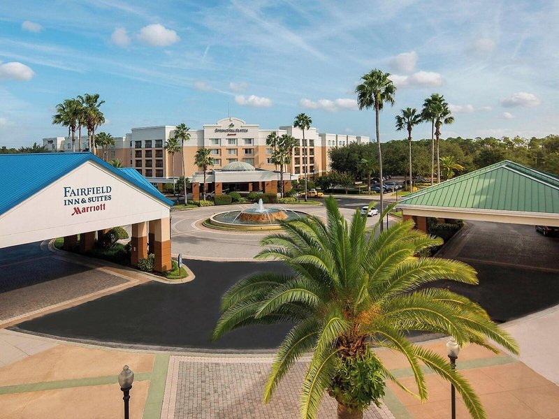 Courtyard Orlando Lake Buena Vista in the Marriott Village