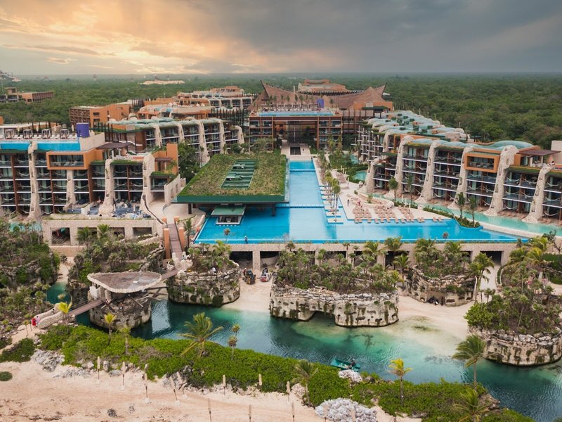 Hotel Xcaret Arte