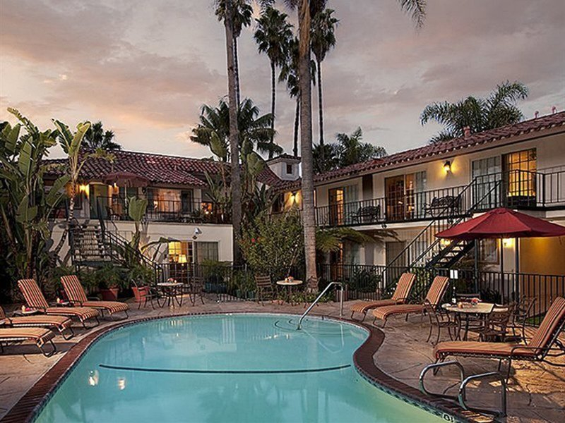 Inn by the Harbor