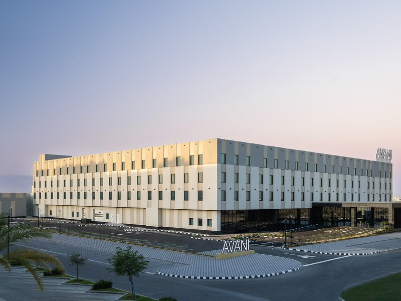 Maani Muscat Hotel & Suites