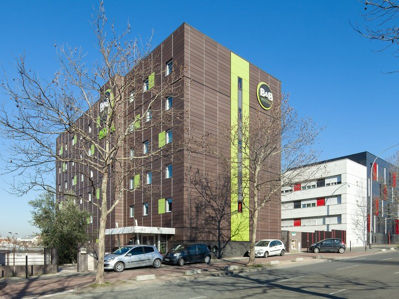 B&B HOTEL Paris Le Bourget