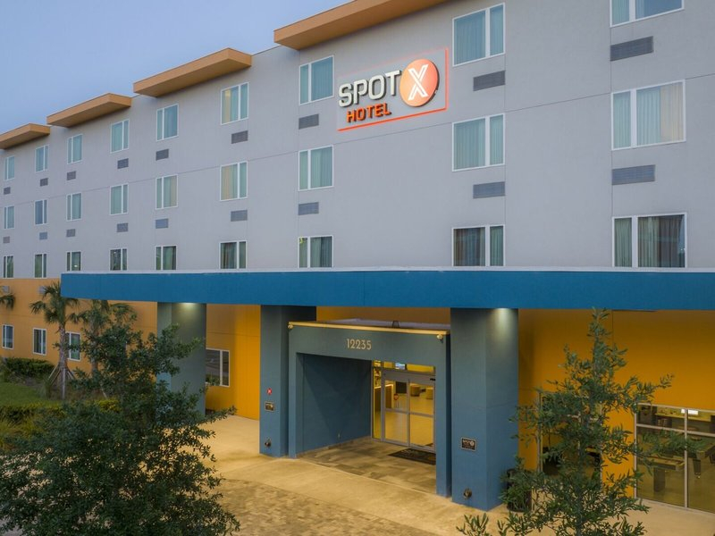 SPOT X Hotel Orlando/Intl Dr by The Red Collection