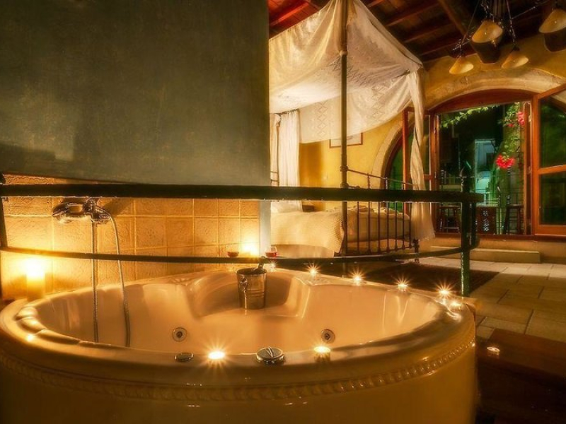 Ifigenia by Captain Michalis