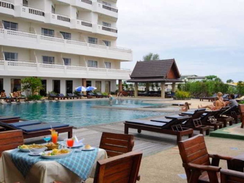 Jomtien Thani Hotel