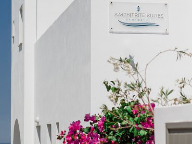 Amphitrite Suites Santorini