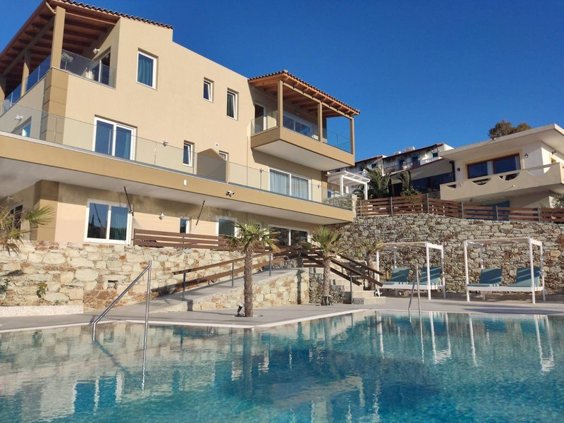 Spiros-Soula Family Hotel & Apts