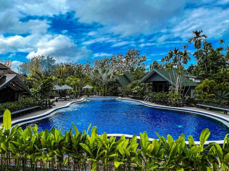 Loy Chalet