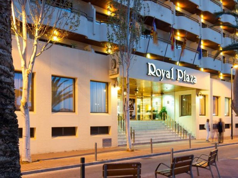 Royal Plaza