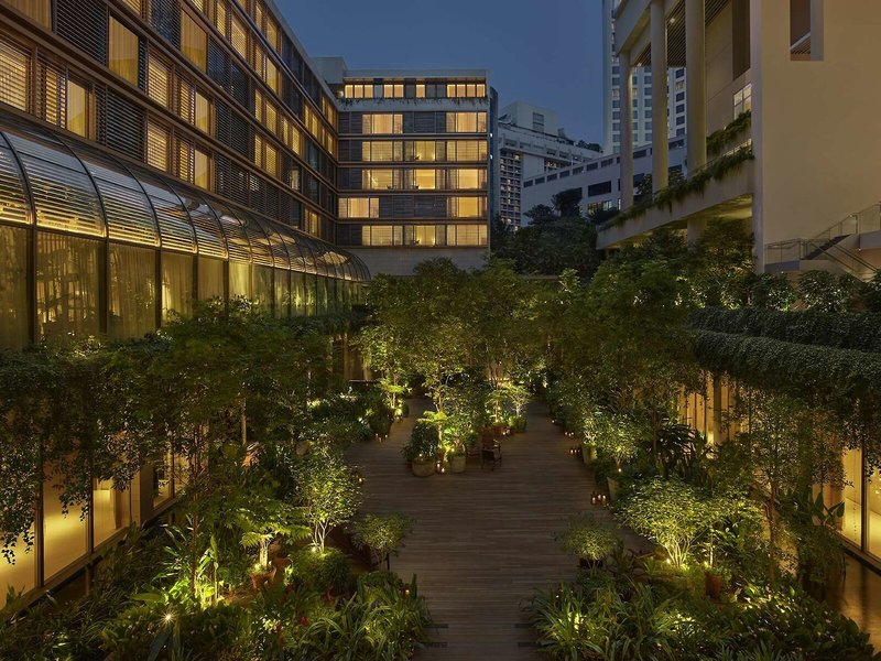 The Singapore EDITION