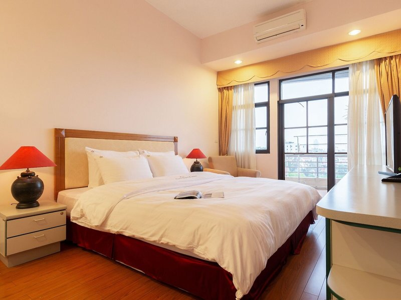Oriental Palace Apartment