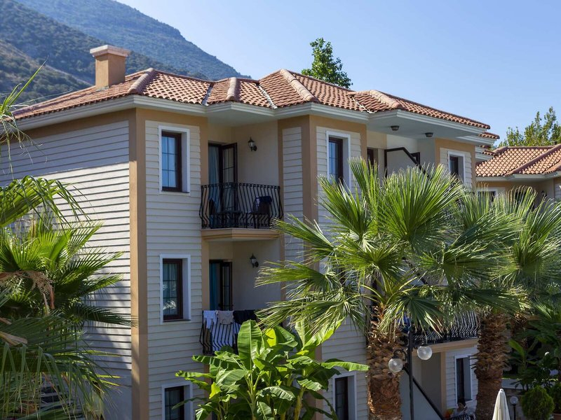 Marcan Beach Hotel By LookBookHoliday